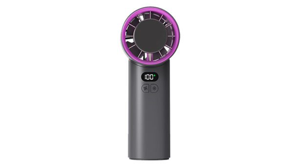 Handheld fan with cooling pad